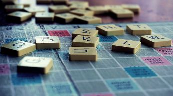 Scrabble Steine